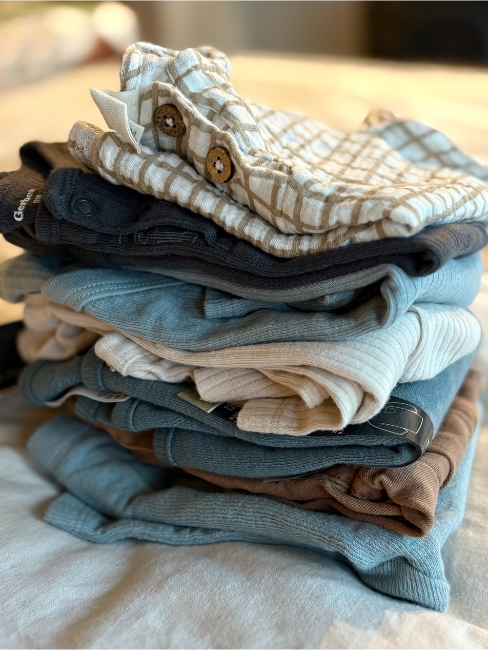 Neutral baby boy bundle - Beige & Blue Tones — 6-9m - Picture 2 of 15